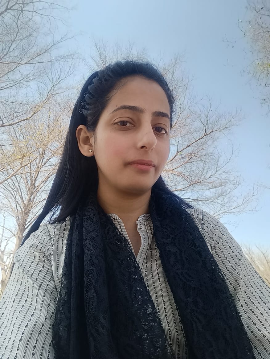 Dr. Hina Manzoor
